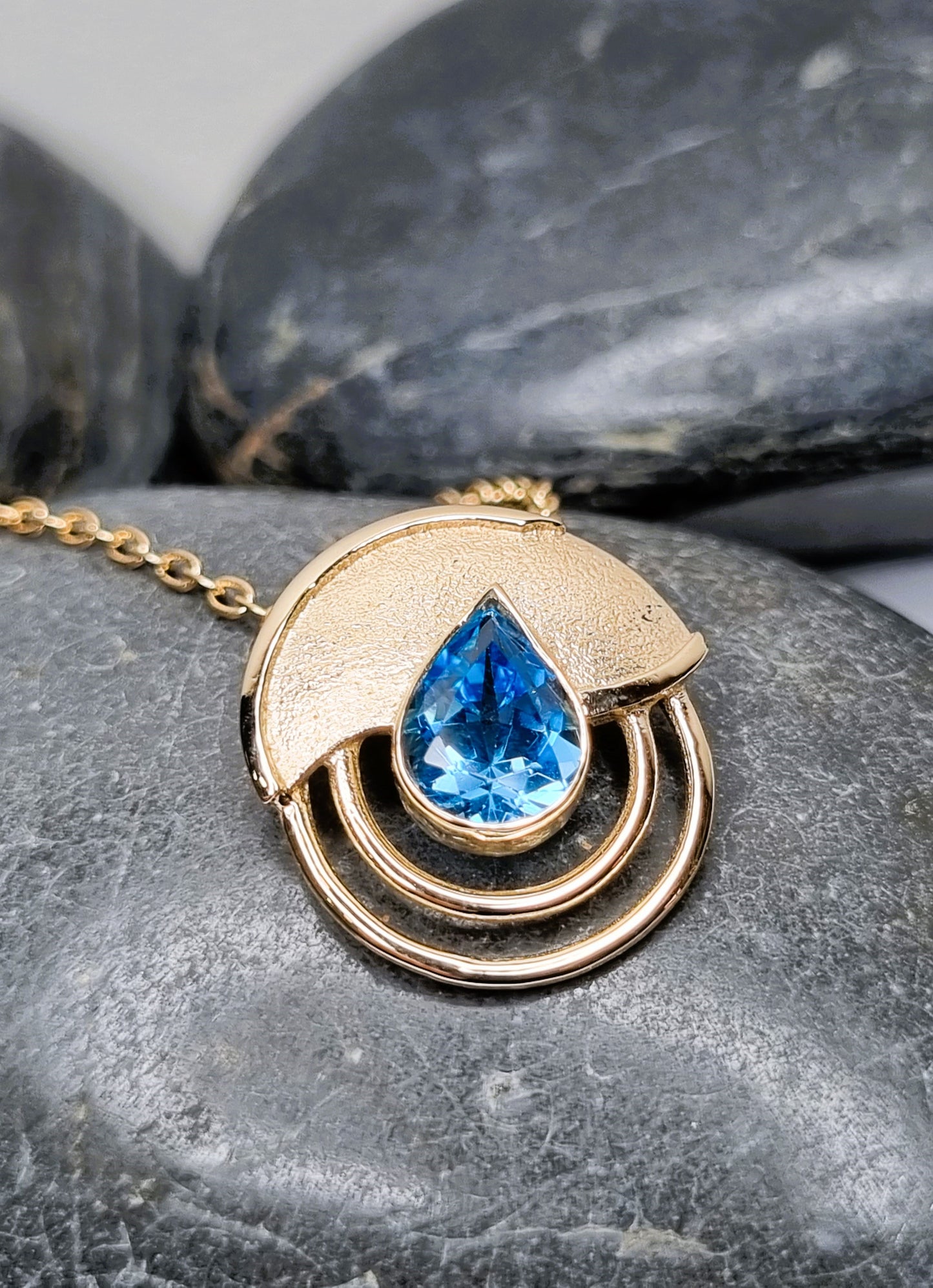 Concentric Circle Pendant