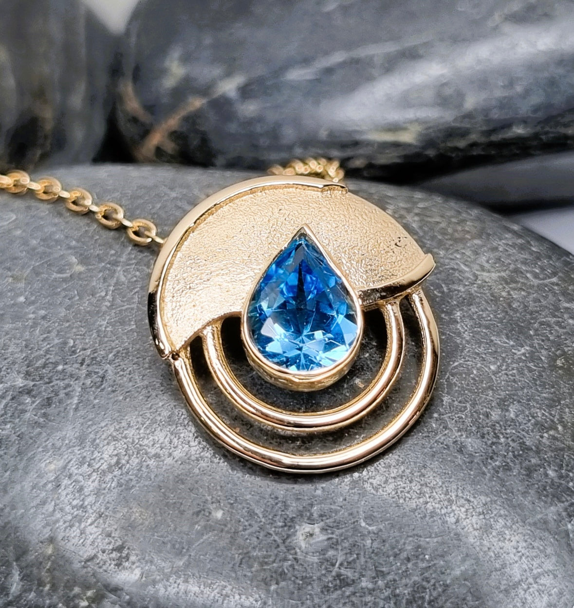 Concentric Circle Pendant • Blue Topaz