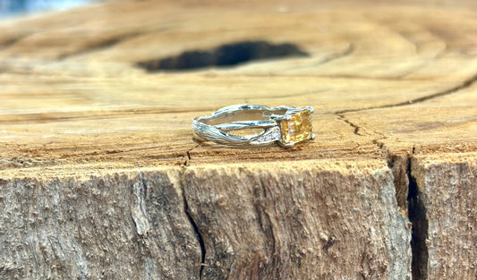 Twisted Branch Ring • Citrine