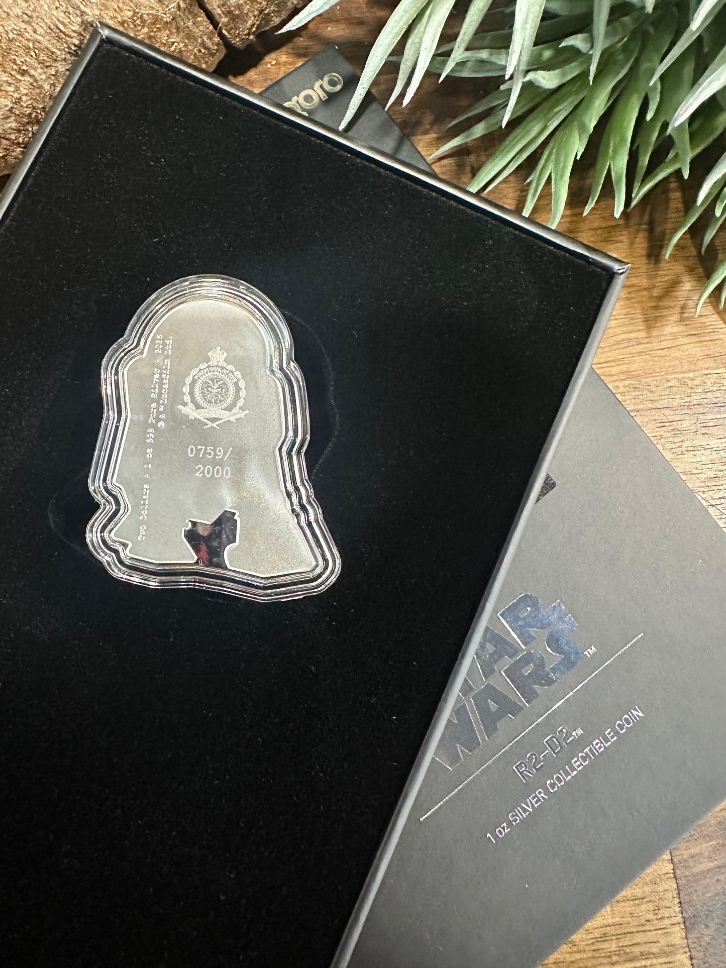 R2-D2 Star Wars Droids Shaped 1 Oz Silver Coin $2 • 2025