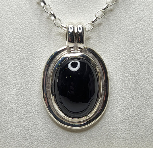 Oval Pendant Onyx