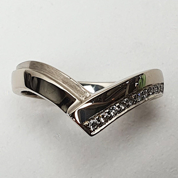 Chevron Ring