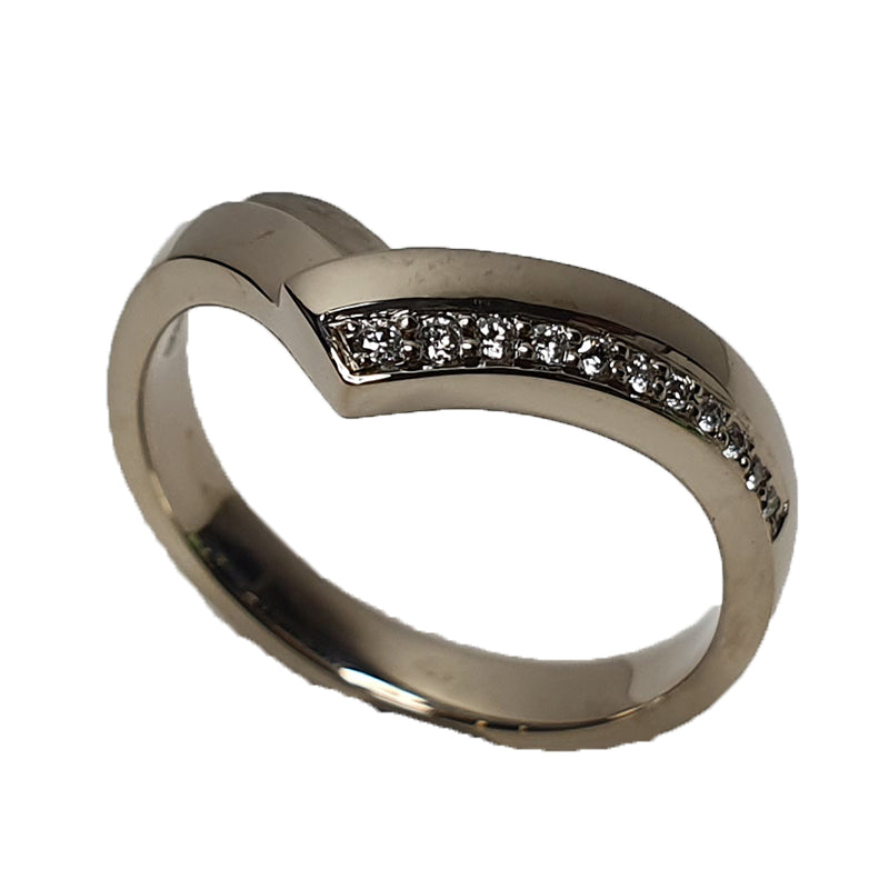Chevron Ring