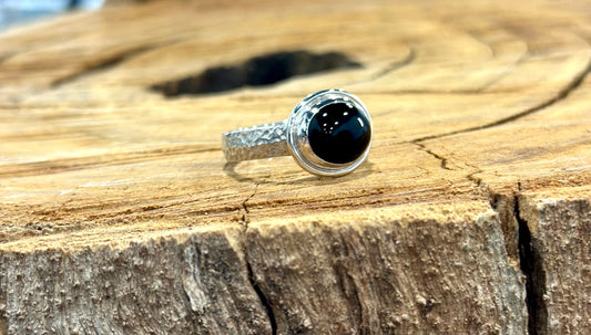 Textured Oval Ring • Onyx