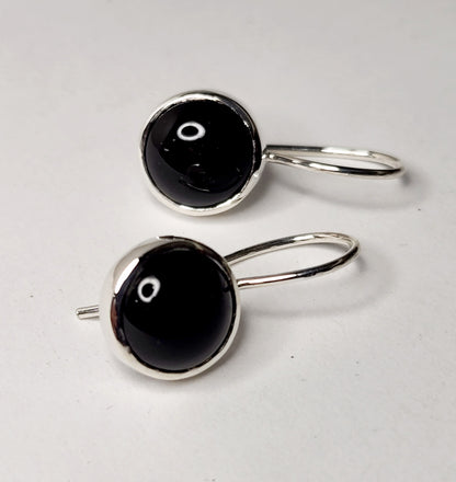 Round Cabachon Earrings - Onyx